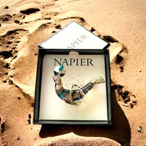 🌞Summer Clearance Napier Seal With Ball Opal Style Lapel Pin Brooch Silver Tone